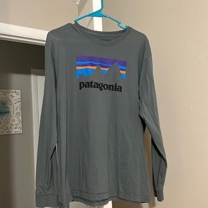 Patagonia Long Sleeve (Large)